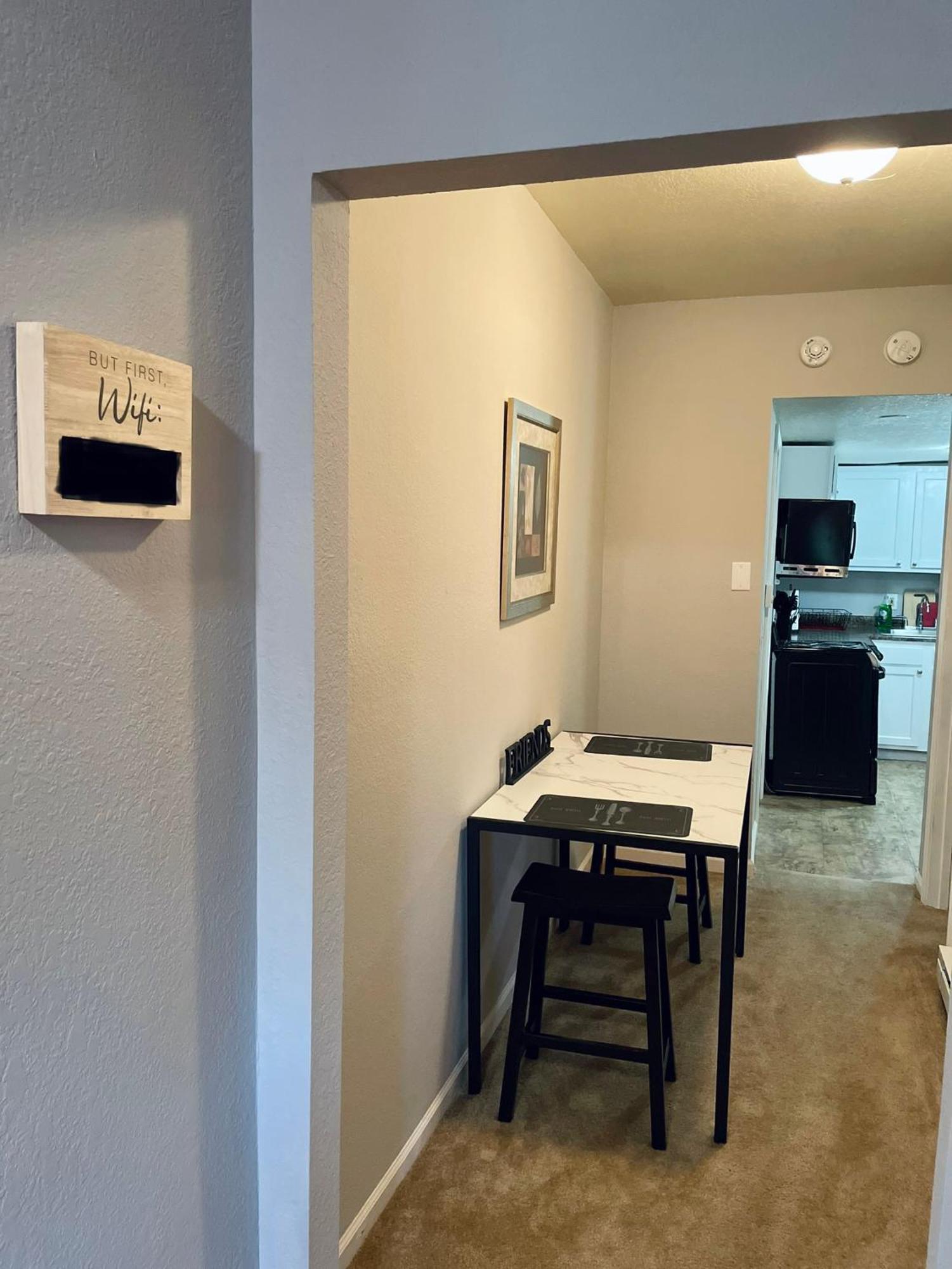 Cozy 1 bed ~ Close to Soaring Eagle&Downtown Mount Pleasant Zewnętrze zdjęcie