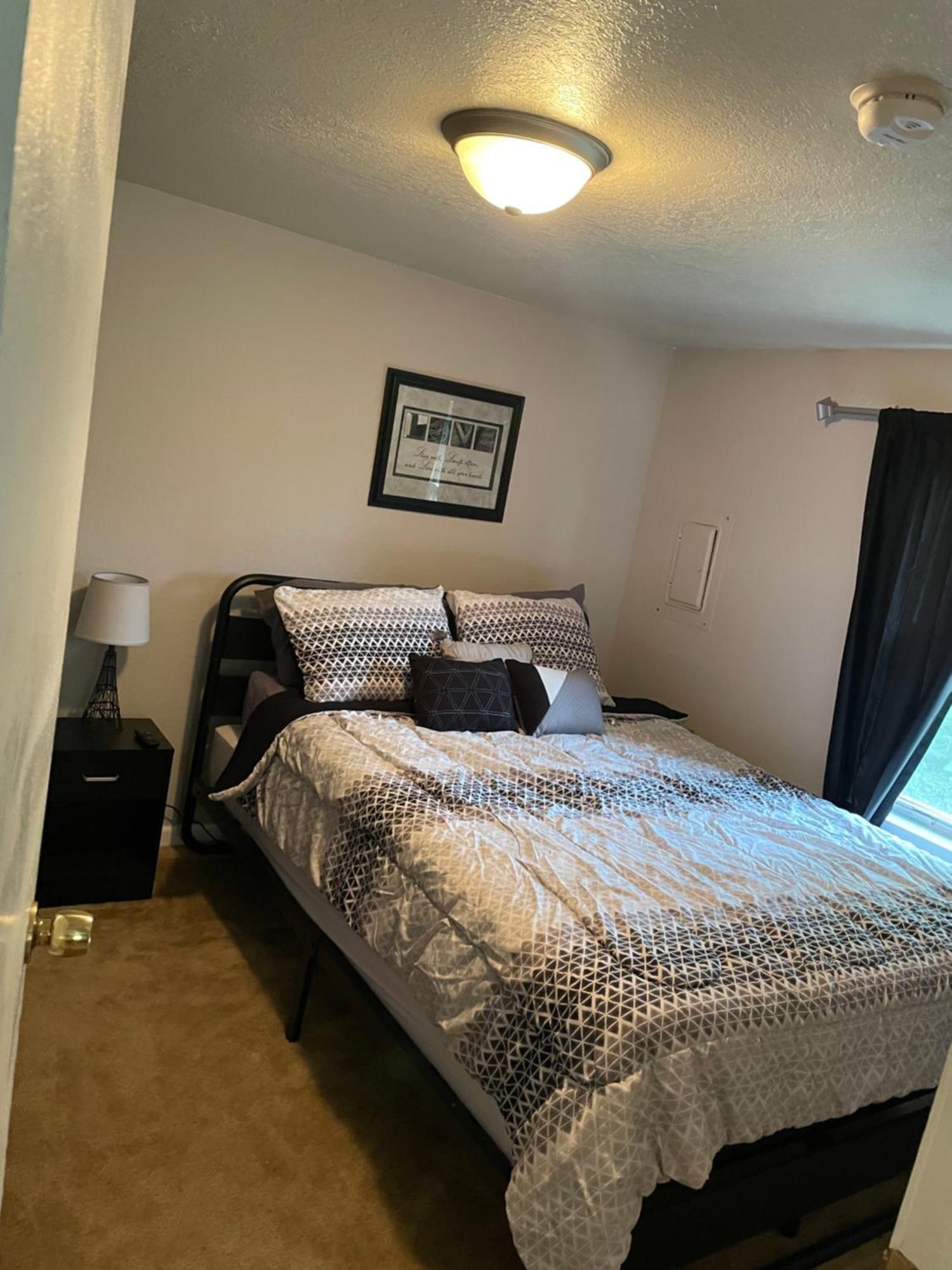 Cozy 1 bed ~ Close to Soaring Eagle&Downtown Mount Pleasant Zewnętrze zdjęcie